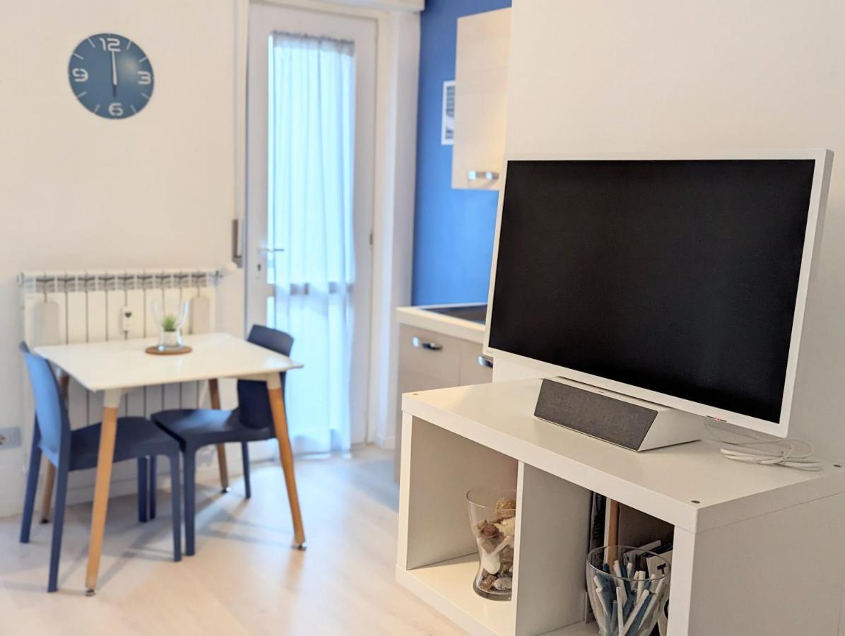 Large New Stylish Studio Apt - Metro Fast Wifi A/c * Milán